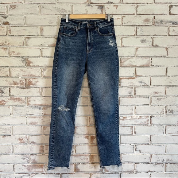 American Eagle Outfitters Denim - American Eagle highest rise mom jeans distressed 4 long